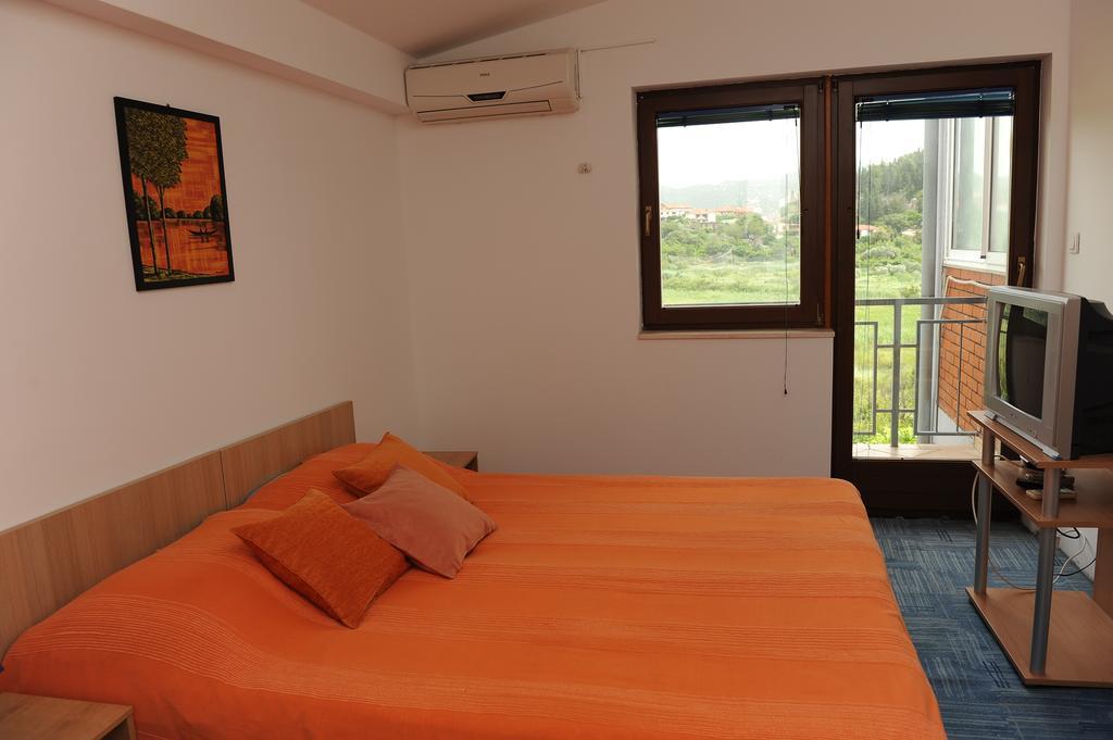 Apartments Neda Ploce (Dubrovnik-Neretva) Exterior foto