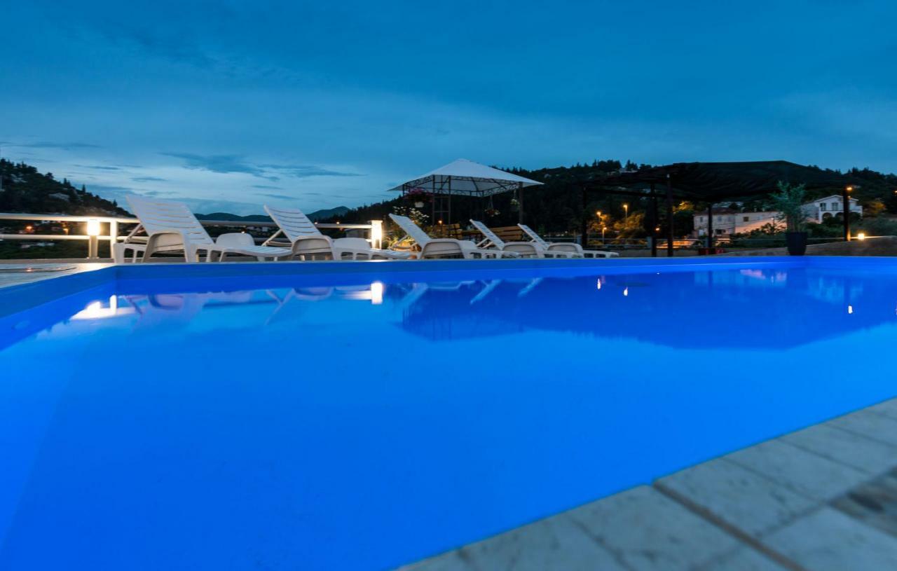 Apartments Neda Ploce (Dubrovnik-Neretva) Exterior foto