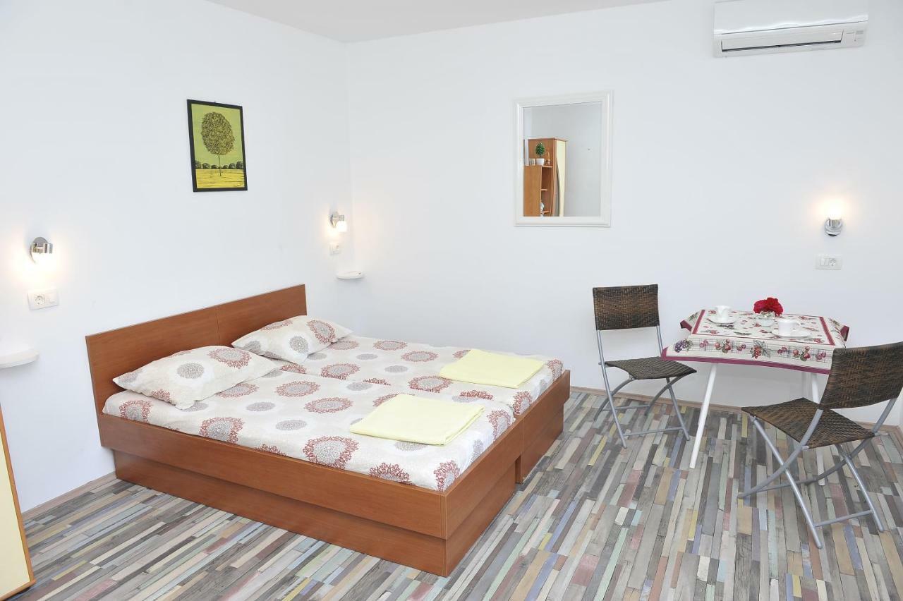 Apartments Neda Ploce (Dubrovnik-Neretva) Exterior foto